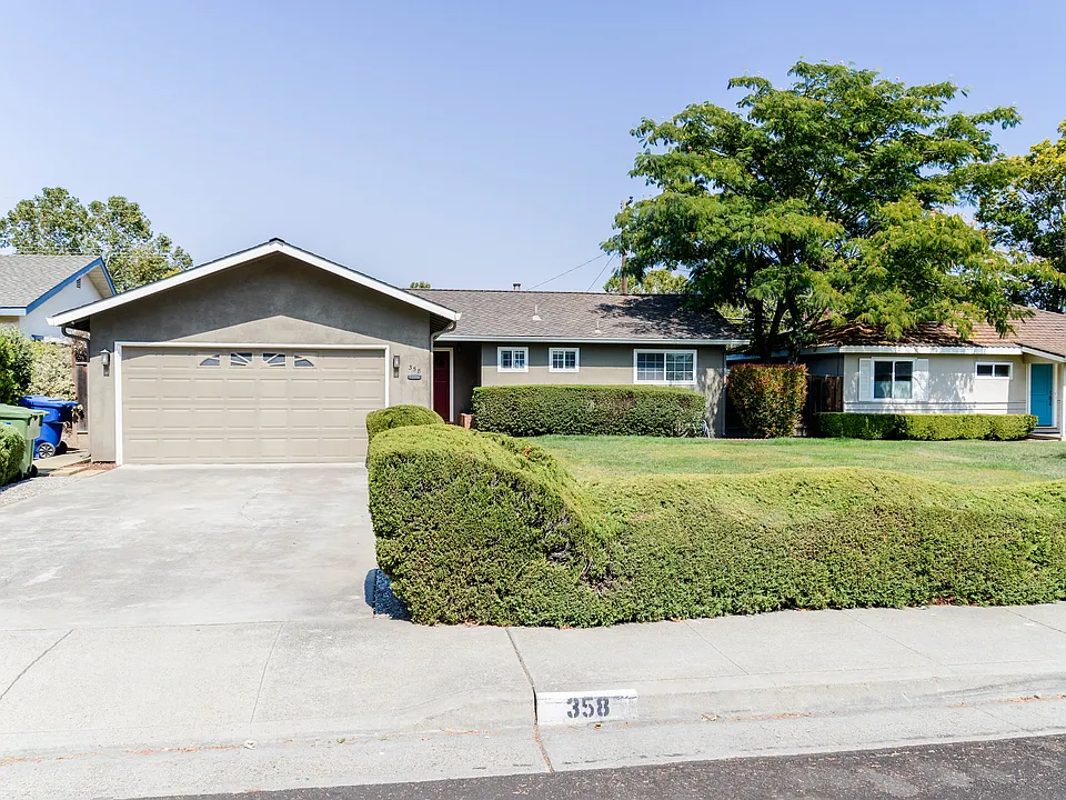 358 Calado Ave