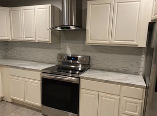 3124 Hillglenn Rd, Dallas, TX 75228