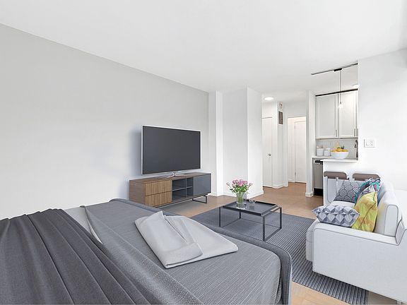 3rd image of 630 Lenox Ave APT 17G
