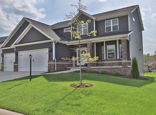 11333 N Sycamore Creek Dr, Dunlap, IL 61525