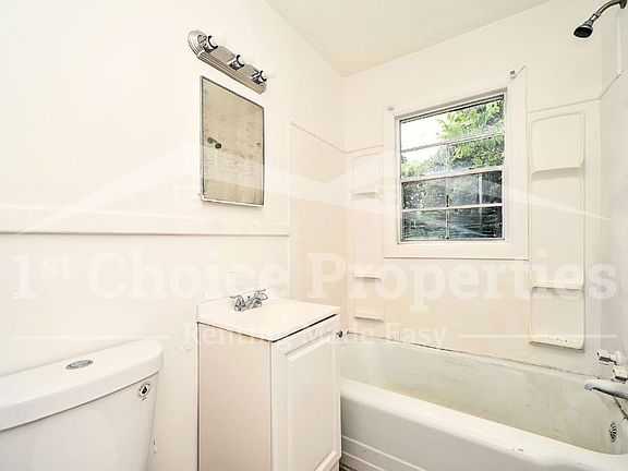 5th image of 3005 Avenue Ave N #D