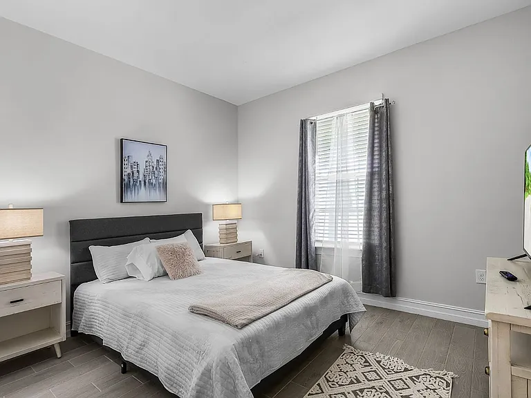 425 Coral Reef Pl — Photo 17