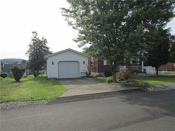 2nd image of 410 N 6th St