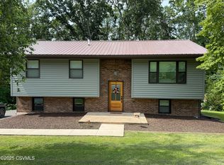 91 Twin Church Rd, Berwick, PA 18603