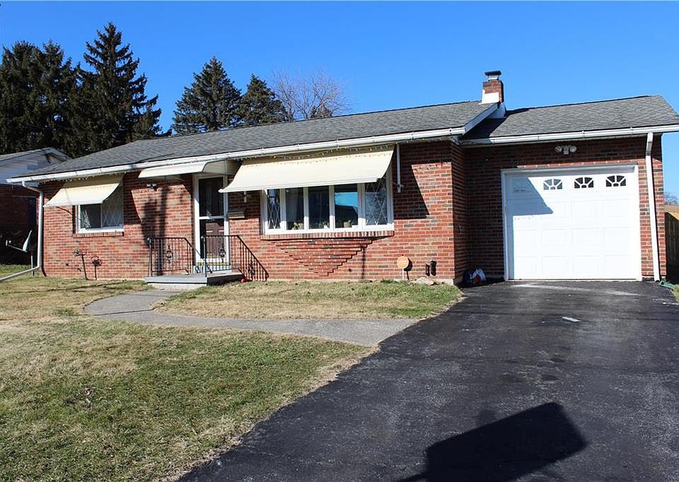 1033 Karoly St, Freemansburg, PA 18017 Zillow