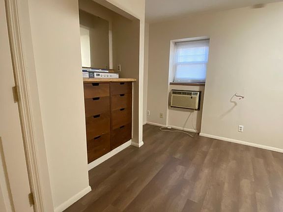 3rd image of 6827 Michigan Ave #8