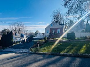 53 Maryton Rd, White Plains, NY 10603