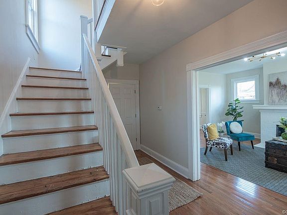 4th image of 307 Lafayette Ave