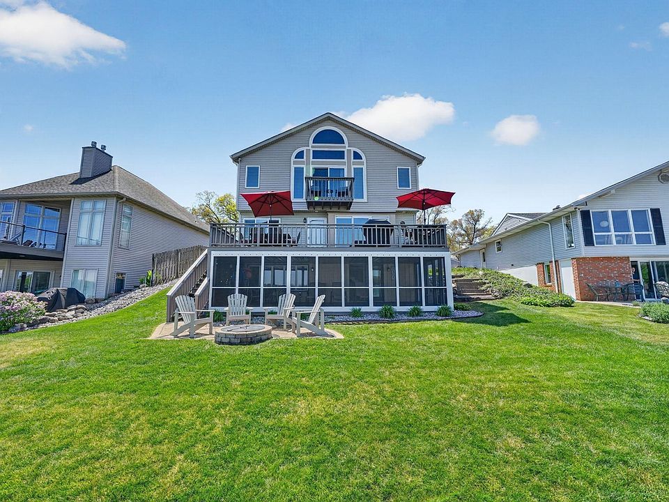 1st image of 26199 Lake Dr