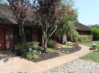 4391 Parker Hill Rd, Santa Rosa, CA 95404