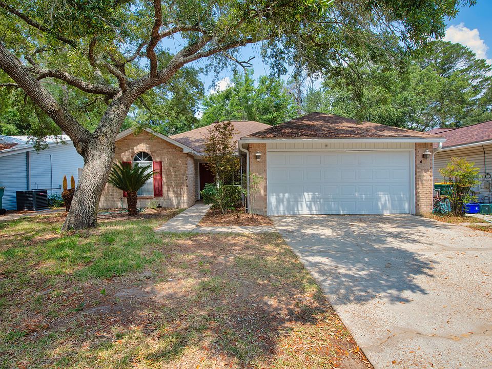 1st image of 120 Wright Cir