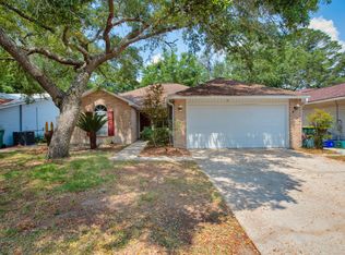 120 Wright Cir, Niceville, FL 32578