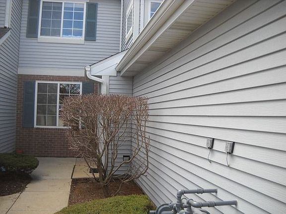 2nd image of 178 Cripple Creek Ct