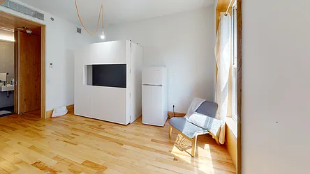 Rented by Bond New York