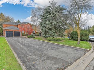 668 Chaleur Pl, Newmarket, ON L3X 1L6