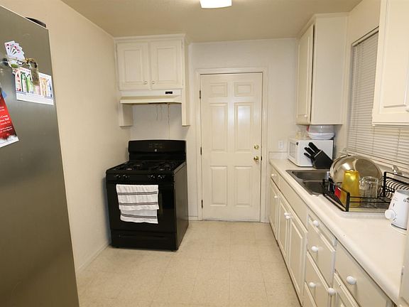 4th image of 5540 Jansen Dr