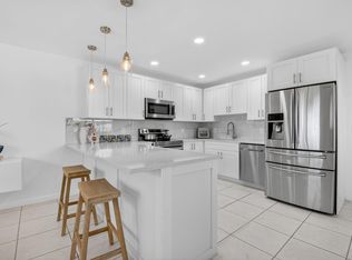 154 Valencia G #G, Delray Beach, FL 33446
