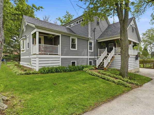 451 Andrus Rd, Downers Grove, IL 60516