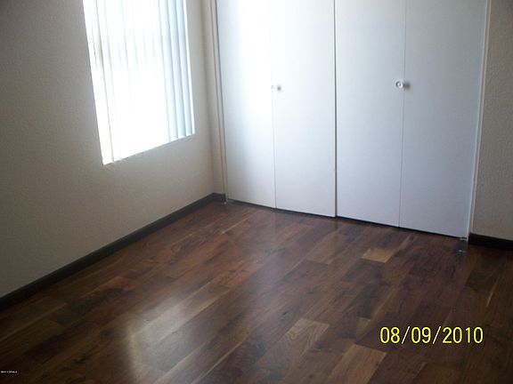 4th image of 465 W IVYGLEN Street #4