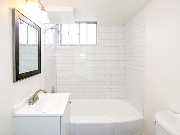 5th image of 450 N Chicago St #2