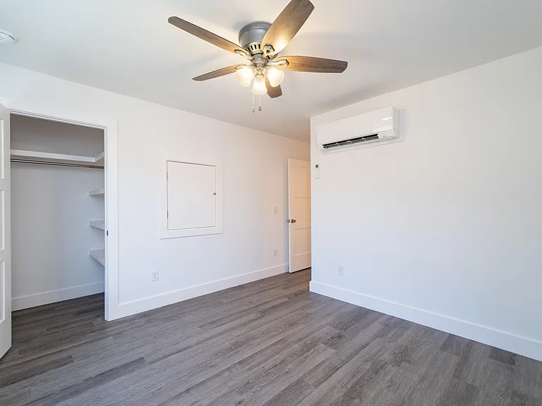 142 Rumbough Pl #1 — Photo 11