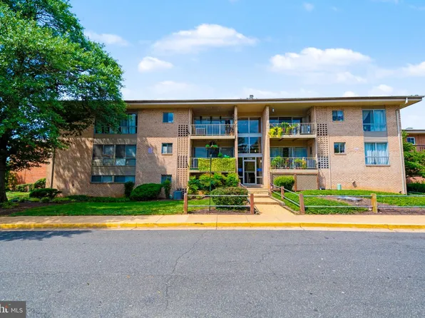 3708 N Rosser St APT 201, Alexandria, VA 22311