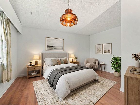 5th image of 318 Mariner Way