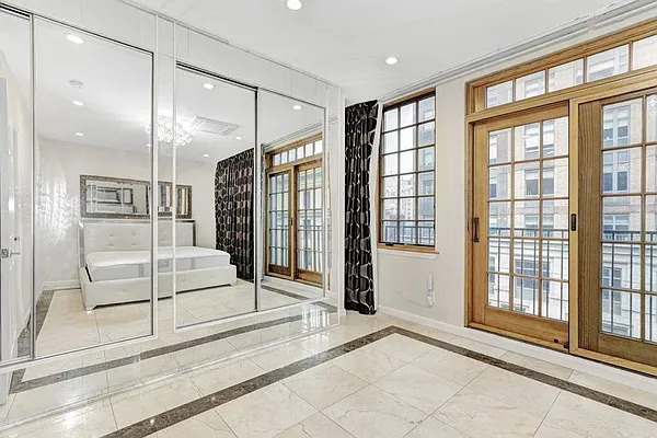 Rented by Douglas Elliman | media 35