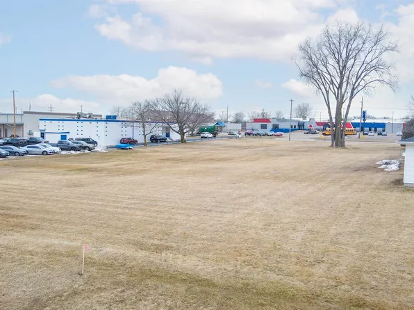 1367 Midway Rd, Menasha, WI 54952