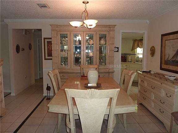 4th image of 1743 Grove Valley Ave