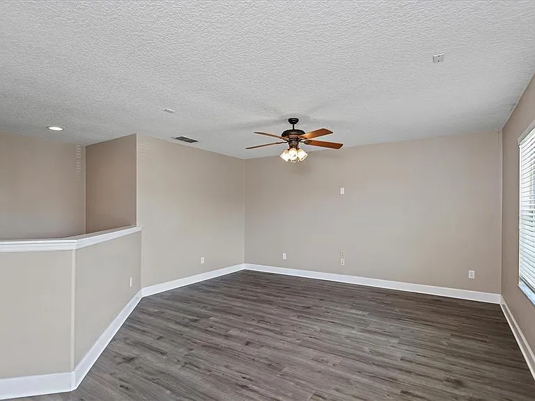 2120 Turkey Oak Ct — Photo 19