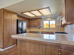 331 Avalon Dr APT 2, Vista, CA 92084