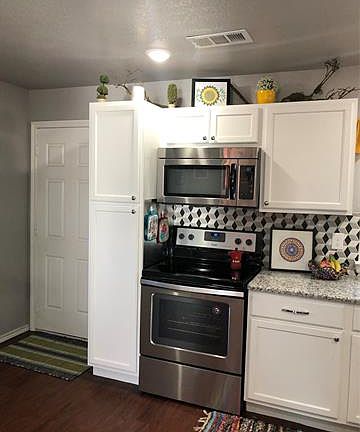 2nd image of 4813 Lyndon Dr
