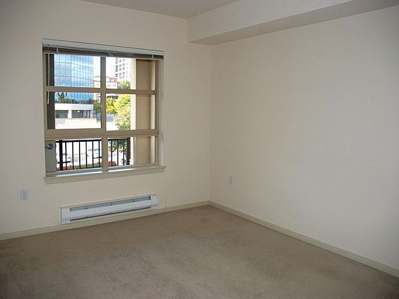 5th image of 111 108th Ave NE #214