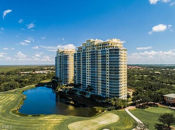 4th image of 4751 W Bay Blvd Unit 402