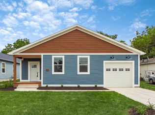 57 David St, Delaware, OH 43015