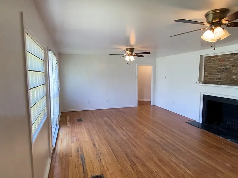 1029 W Hickory St #A — Photo 31
