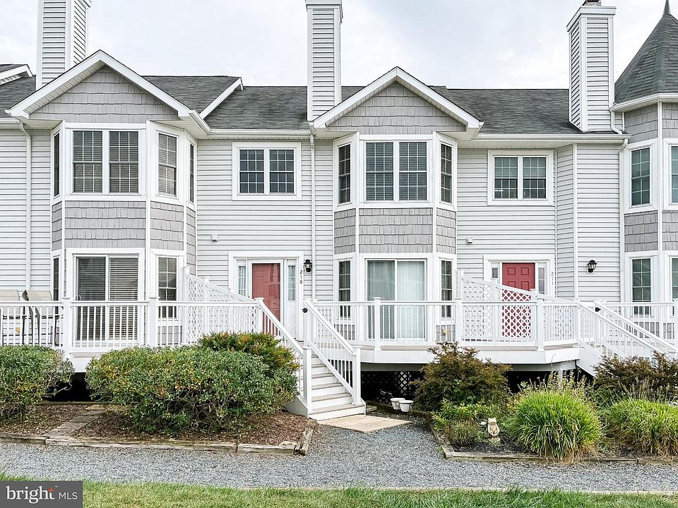 1st image of 210 Rowland Dr