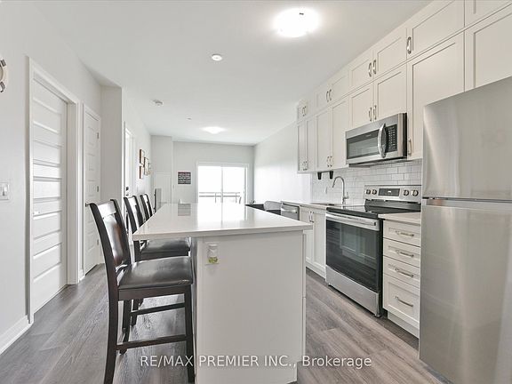 3rd image of 102 Grovewood Cmn #421