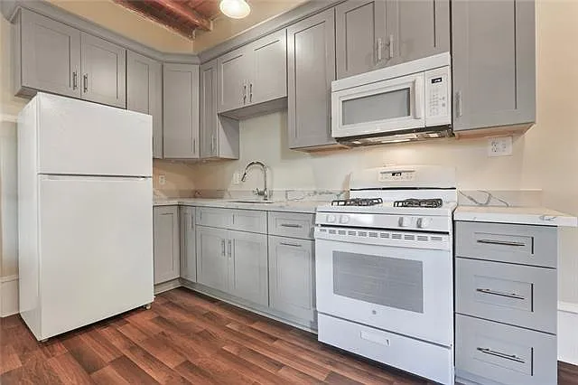 708 Louisa St #E — Photo 6
