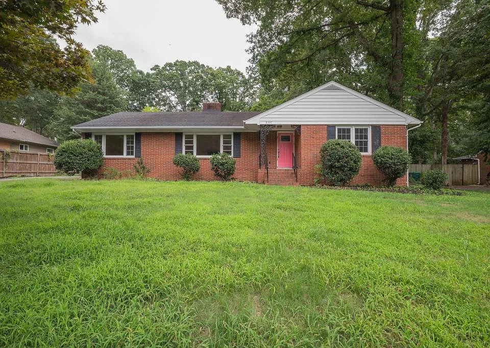 2337 Renfro Rd N