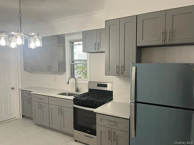 2 bed, 1.5 bath, 1392 sqft, $2,950 — Photo 1