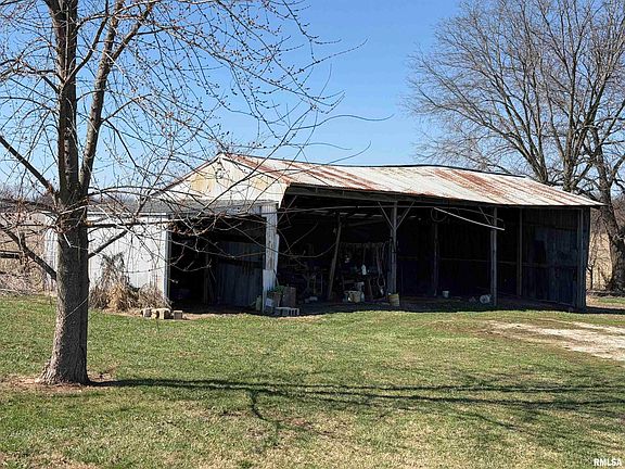 2nd image of 1116 McGlaughlin Rd