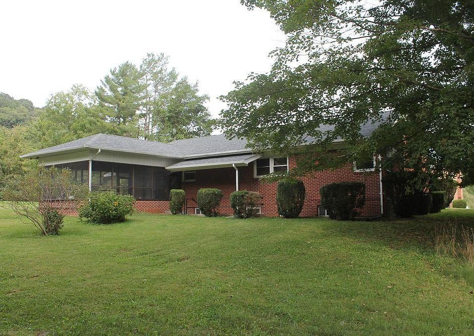 106 Southview Ave, Narrows, VA 24124 Zillow