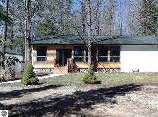 782 Maple Dr, West Branch, MI 48661