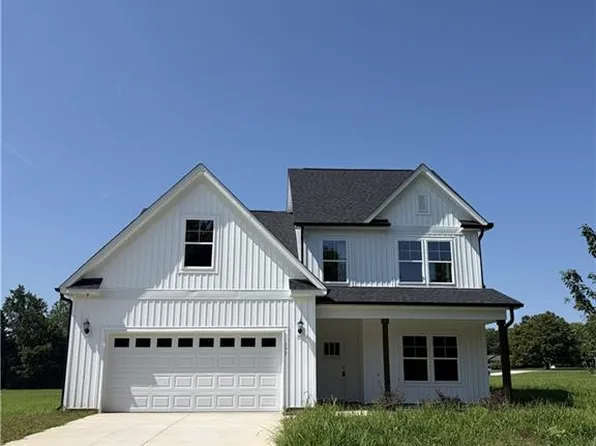 177 Liberty Church Rd, Mocksville, NC 27028