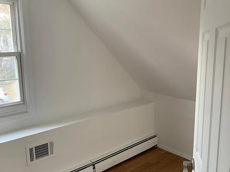 305 West Ln — Photo 12