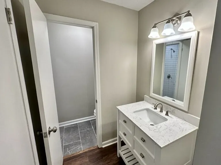 6655 Hartford Dr — Photo 8