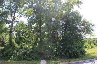 5th image of 39 Whispering Pines Dr