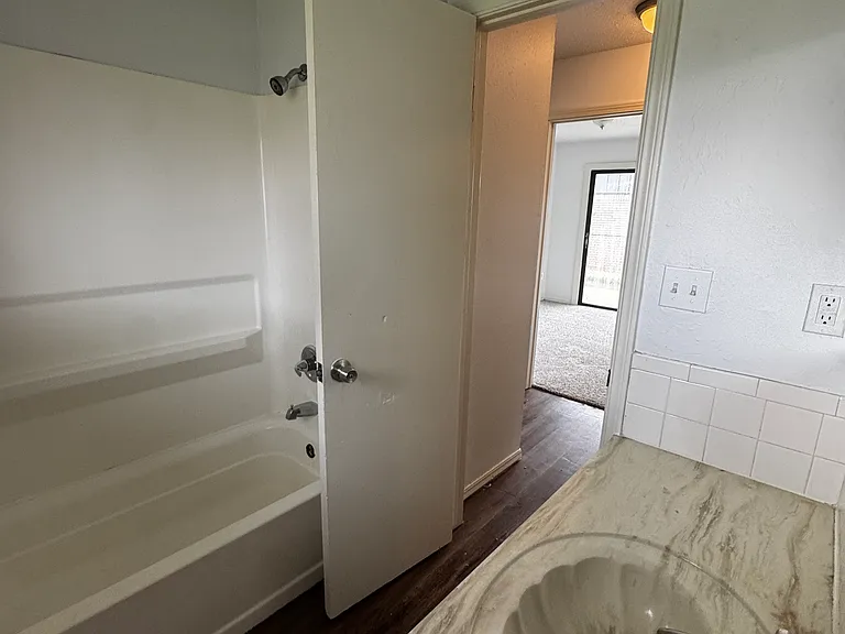 3156 SW 71st St — Photo 16